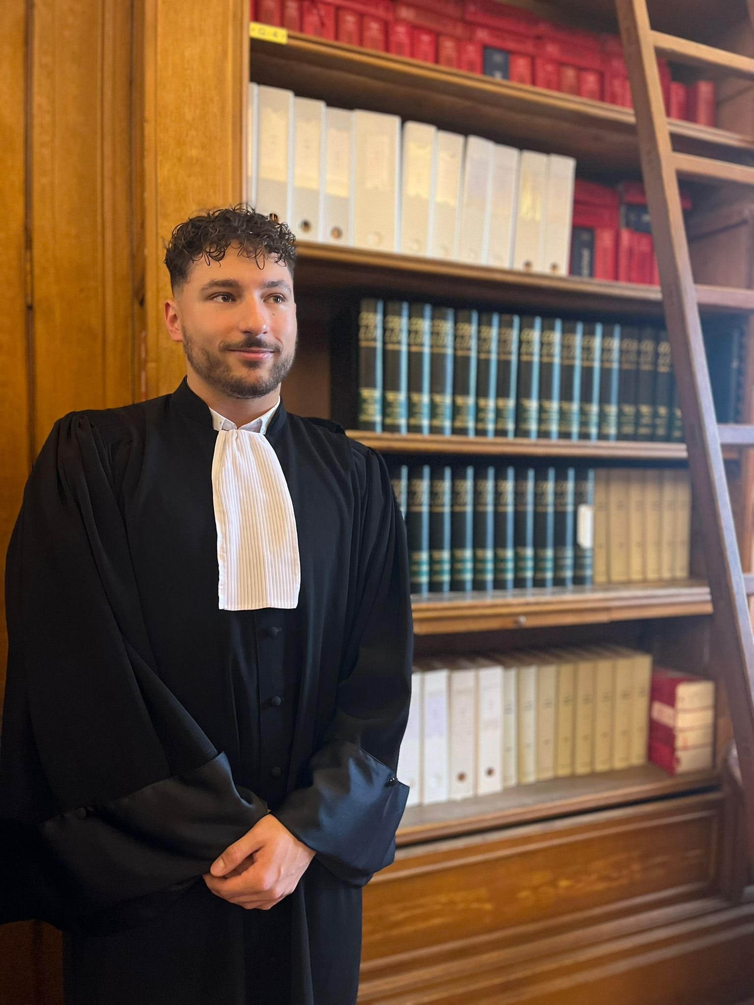 A propos - LARIVIÈRE Avocat